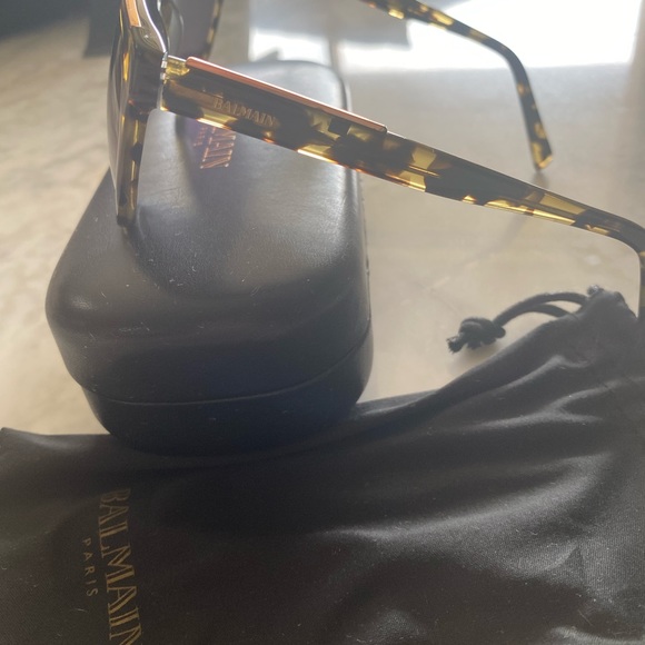 Balmain Sunglasses Style BL2105B - Picture 4 of 6